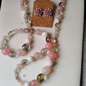 Chic Pink and White Beaded Necklace Set